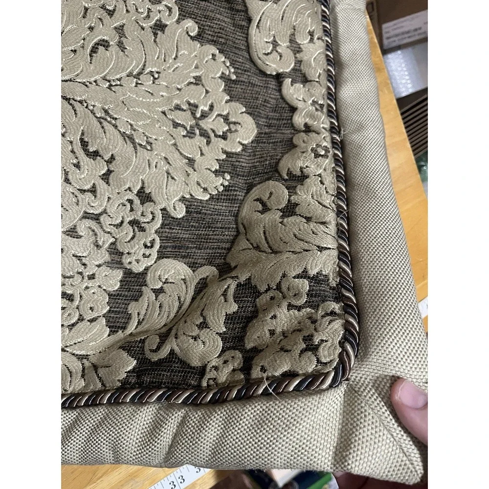2 Croscill Sorina Standard Pillow‎ Shams Brown Taupe Brocade Damask
